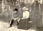A.P. Chekhov и Д.М. Мусина-Пушкина в Мелихове.